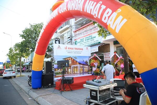 Cửa hàng và showroom cửa nhôm Thiên Ân